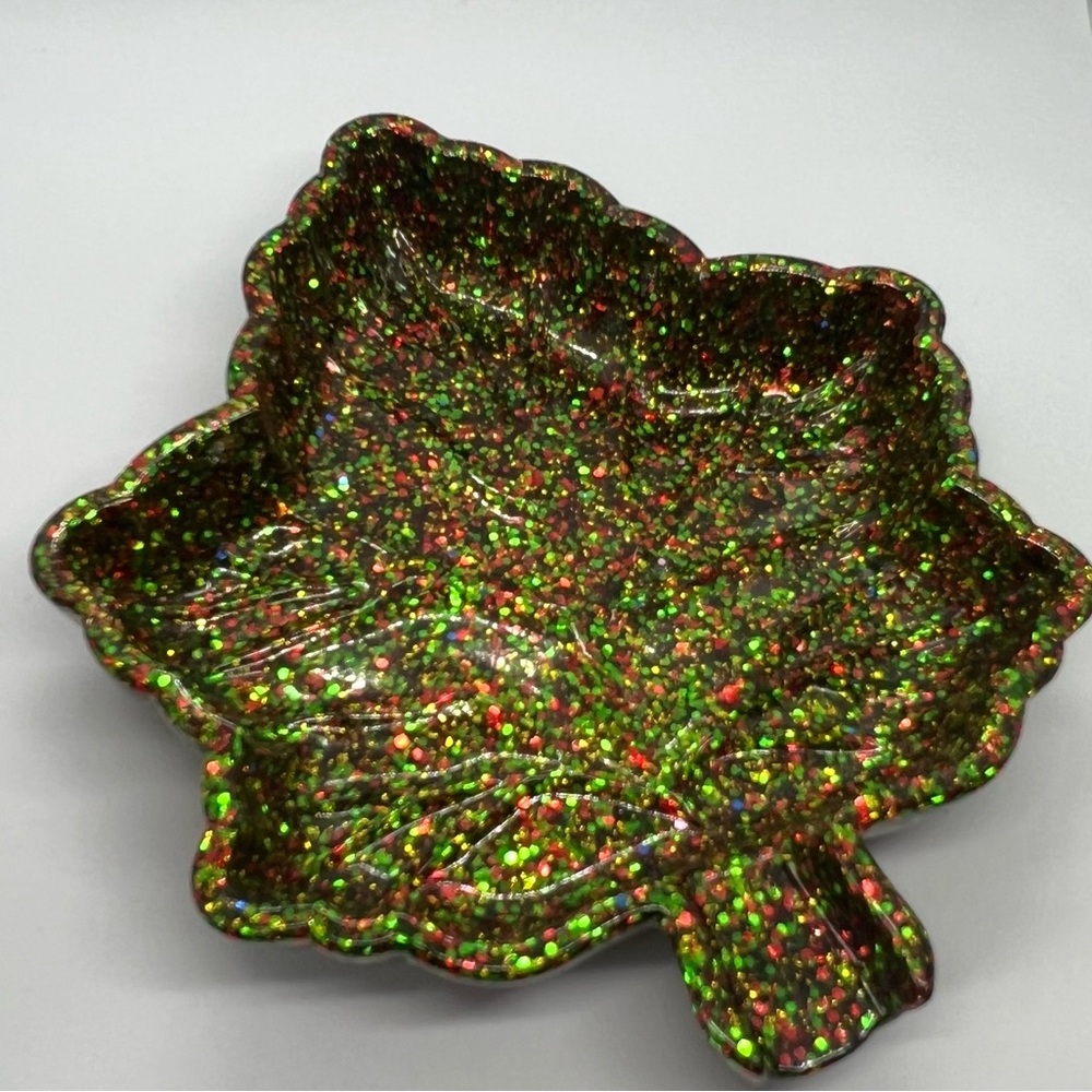 XMAS TREE - Custom Designed Resin Ashtrays – Your Style, Your Vibe!